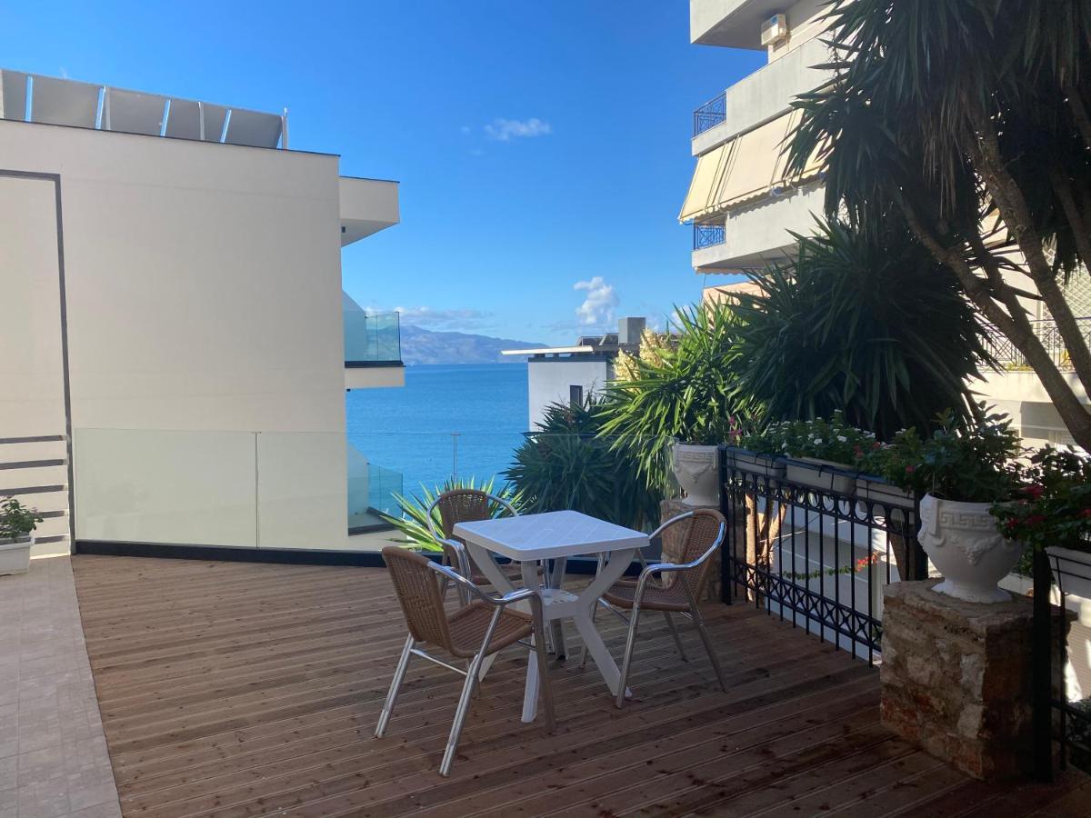 Apartamente Berti'S Garden Sarandë Exteriör bild