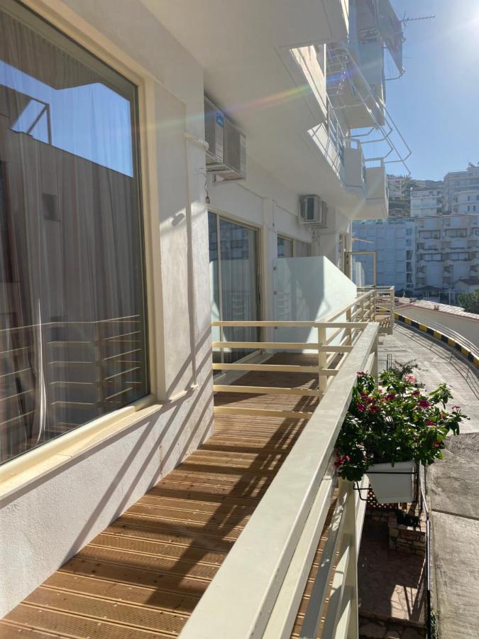 Apartamente Berti'S Garden Sarandë Exteriör bild