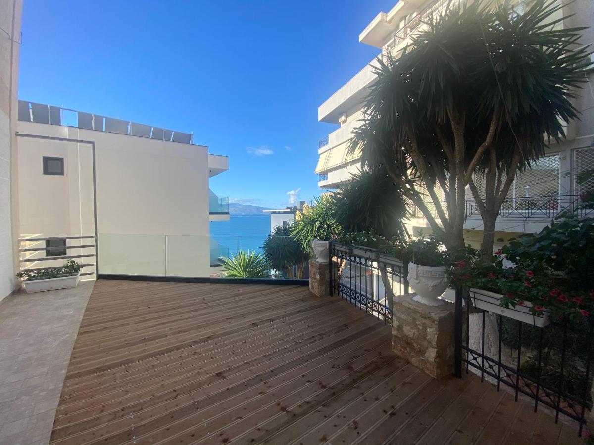 Apartamente Berti'S Garden Sarandë Exteriör bild