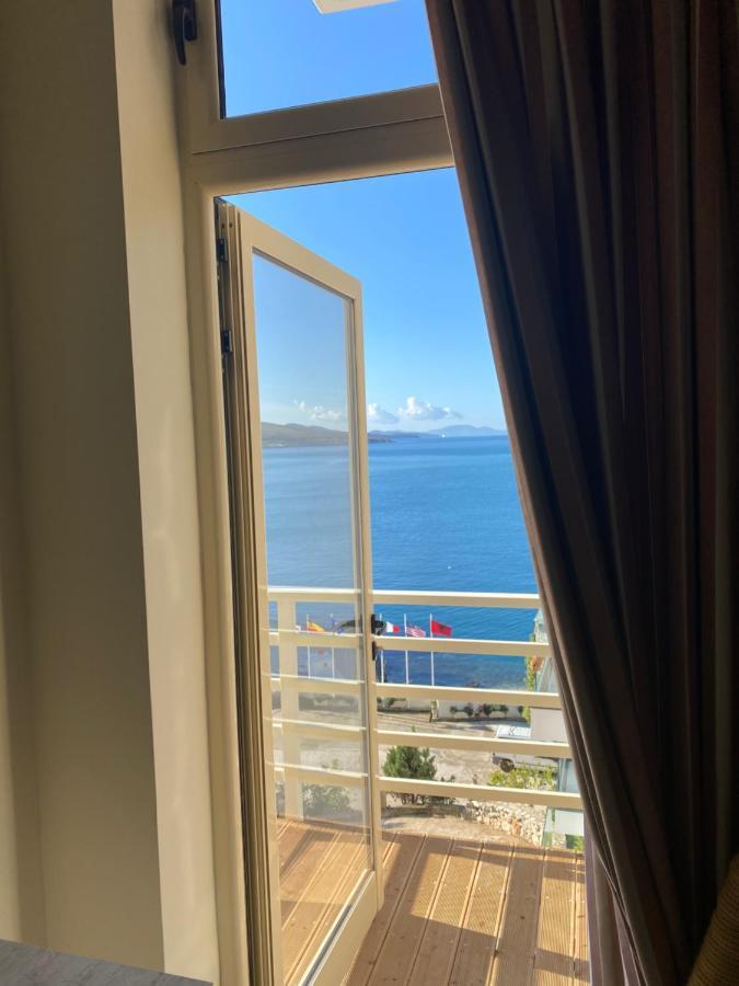 Apartamente Berti'S Garden Sarandë Exteriör bild