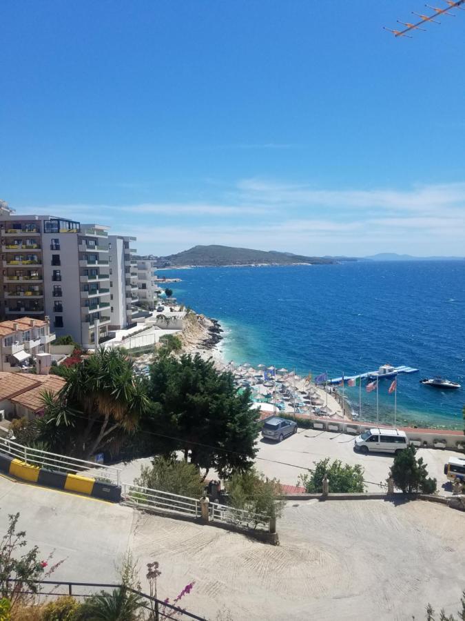 Apartamente Berti'S Garden Sarandë Exteriör bild